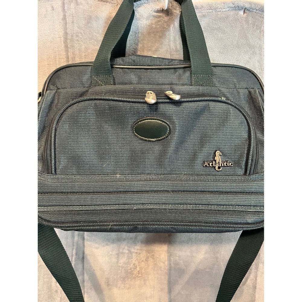 Atlantic Carry-On‎ Duffel Bag 16x8x10 Green Nylon Travel Case, Preowned USA Made